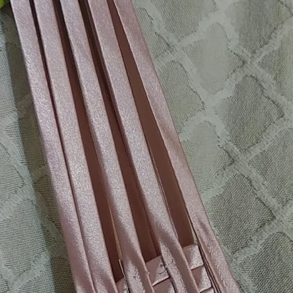 Pink top - Picture 4 of 5